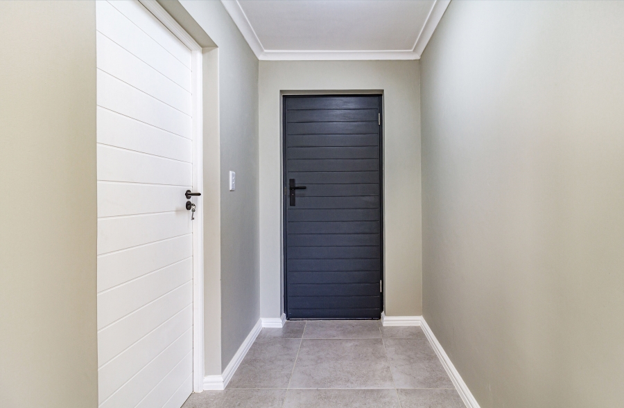 3 Bedroom Property for Sale in Aan de Wijnlanden Western Cape